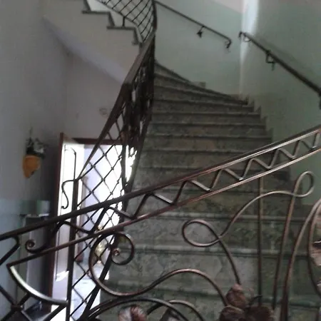 Bed & Breakfast Bread And Fantasy